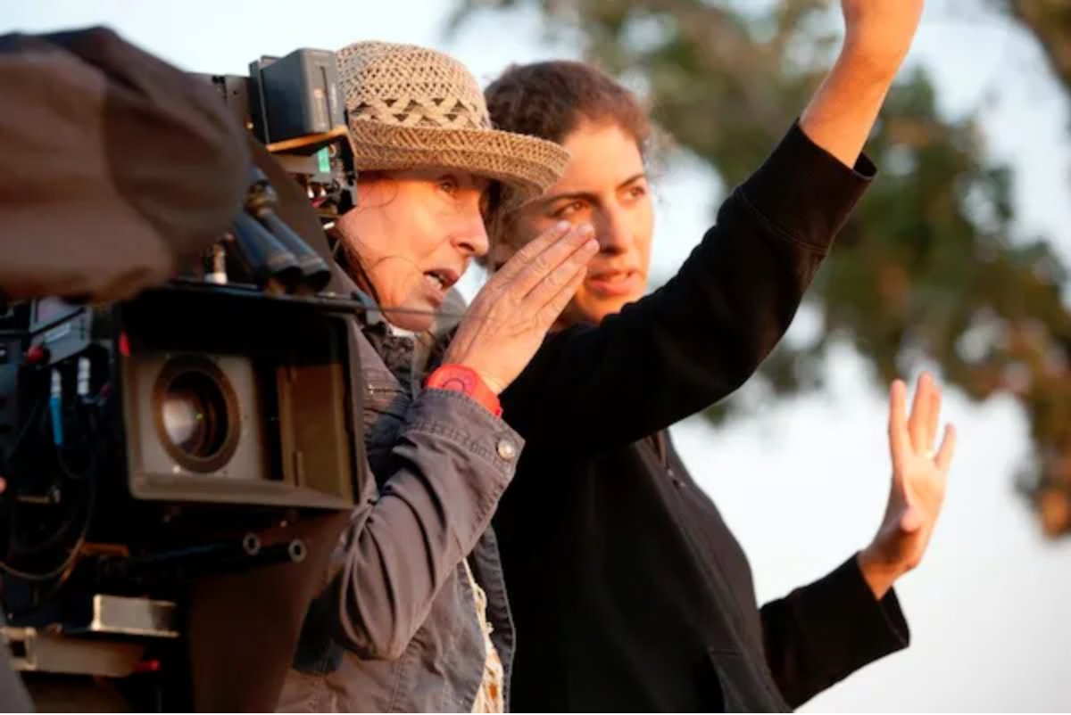 Thanks <a href="/BCineMag/">British Cinematographer</a> for writing up the details of our upcoming anniversary events 🙏

🎥Featuring the work of legendary cinematographer Hélène Louvart, pictured here on the set of WHEN I SAW YOU by Annemarie Jacir, screening Fri 07 March <a href="/BFI/">BFI</a> Southbank. 

🗞️britishcinematographer.co.uk/reclaim-the-fr…