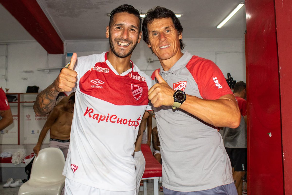 #AAAJ̌ Buenosss diassss 🥹