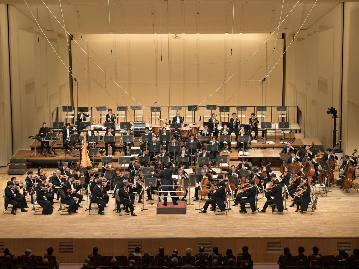 NHKSO_Tokyo's tweet photo. #N響 第2031回 定期公演 Aプログラム 1日目
2025年2月8日(土)
#NHKホール

#nhkso #PetrPopelka #RadekBaborák #Czech

指揮：#ペトル・ポペルカ
ホルン：#ラデク・バボラーク

#ツェムリンスキー／シンフォニエッタ 作品23
R. #シュトラウス／ホルン協奏曲 第1番 変ホ長調 作品11

ポペルカとバボラークのコンビでチェコゆかりのプログラムをお贈りした2月定期Aプロ1日目が終演🎶
前半はチェコとドイツ音楽との接点に触れる作品をお届けし、R.シュトラウス《ホルン協奏曲第1番》では、世界的名手バボラークの卓越した技術と表現力がいかんなく発揮され、会場は熱狂に包まれました✨