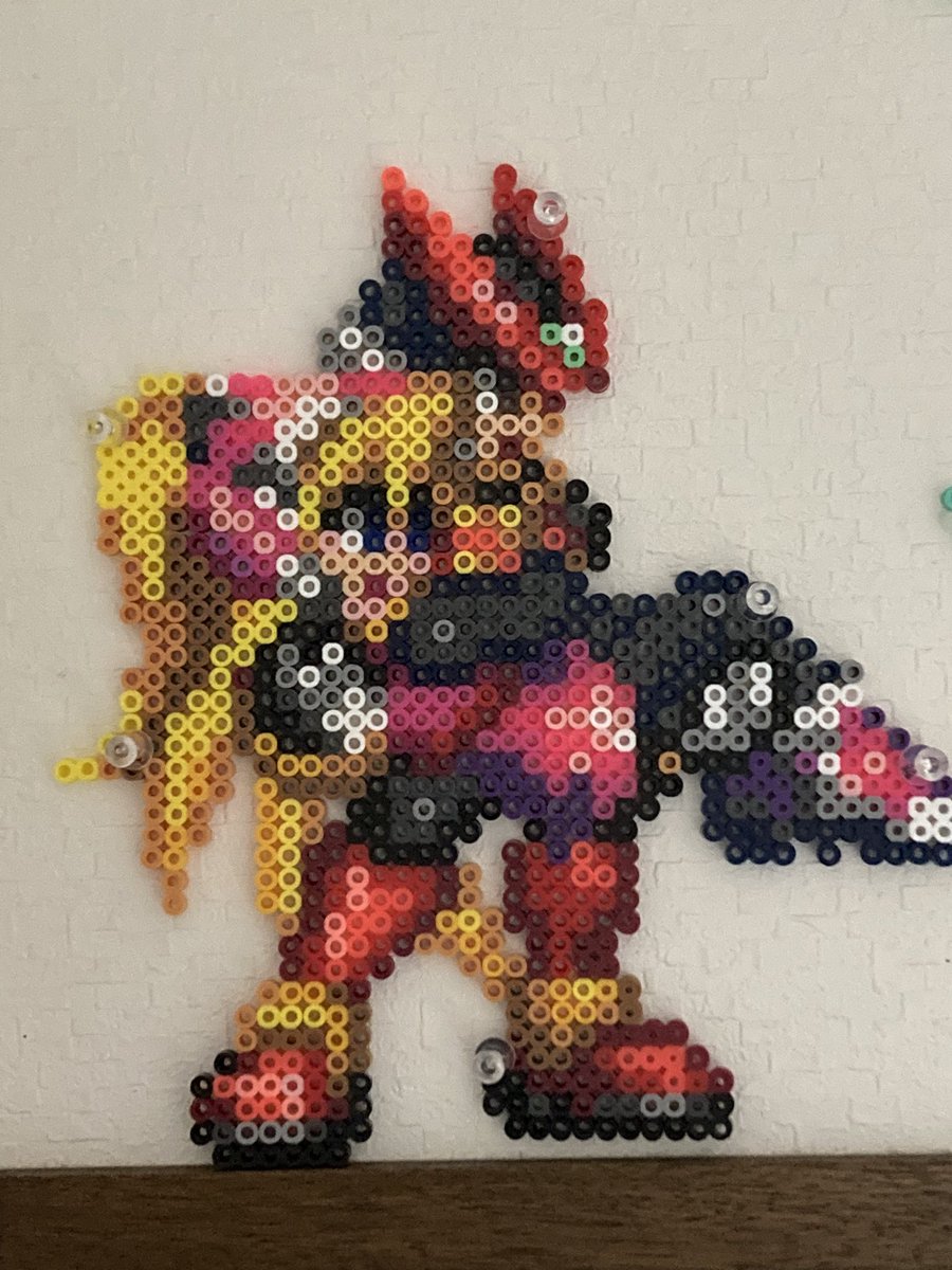 chabo1016's tweet image. 初めましての方へ。
趣味でアイロンビーズ(ロックマンシリーズ)で色々作っている者です。
気が向いた時に作る程度なんで、暇つぶし程度に見てもらえれば、と思います。