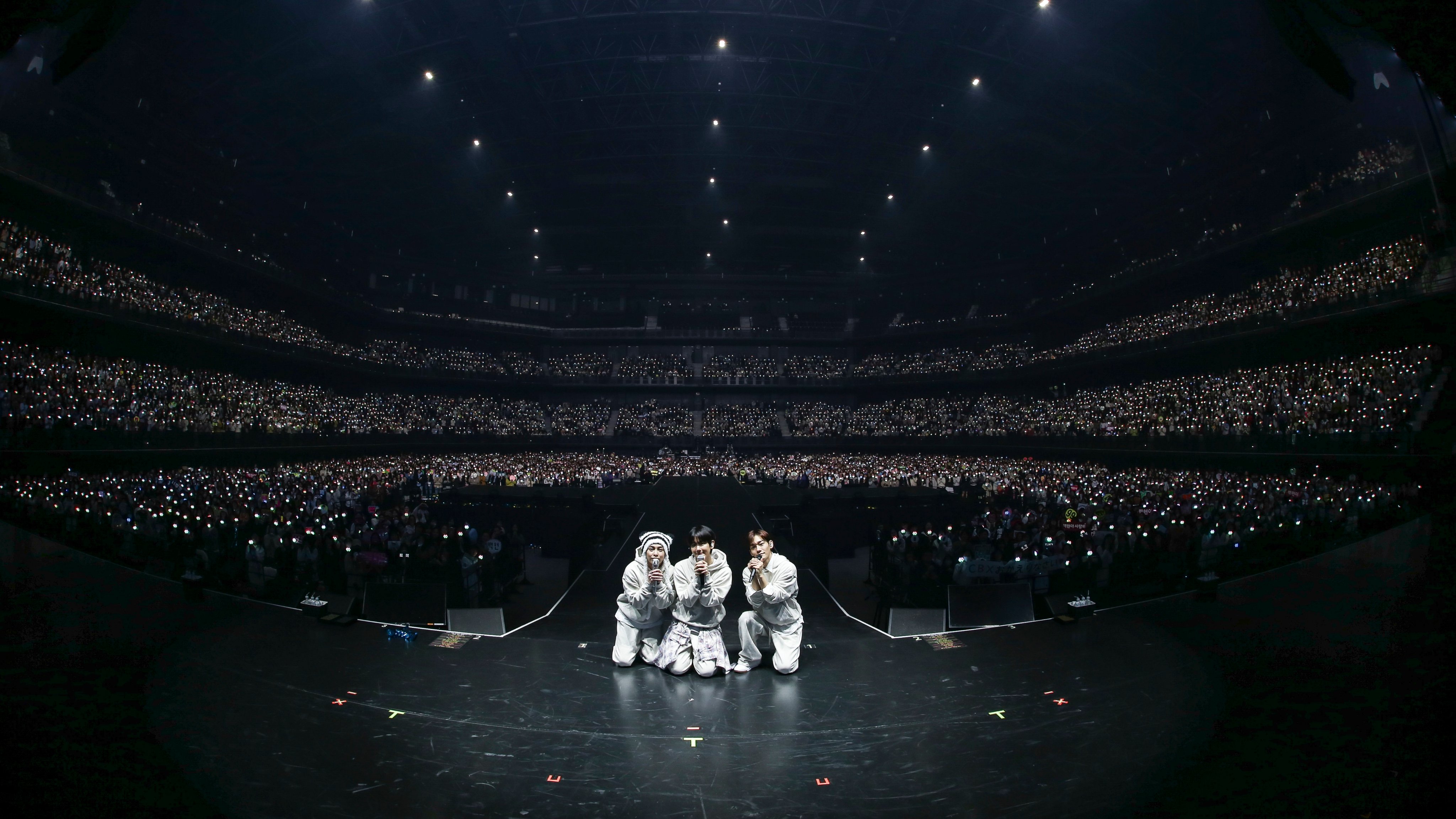 GjRT6ySbcAE-_r0.jpg:orig