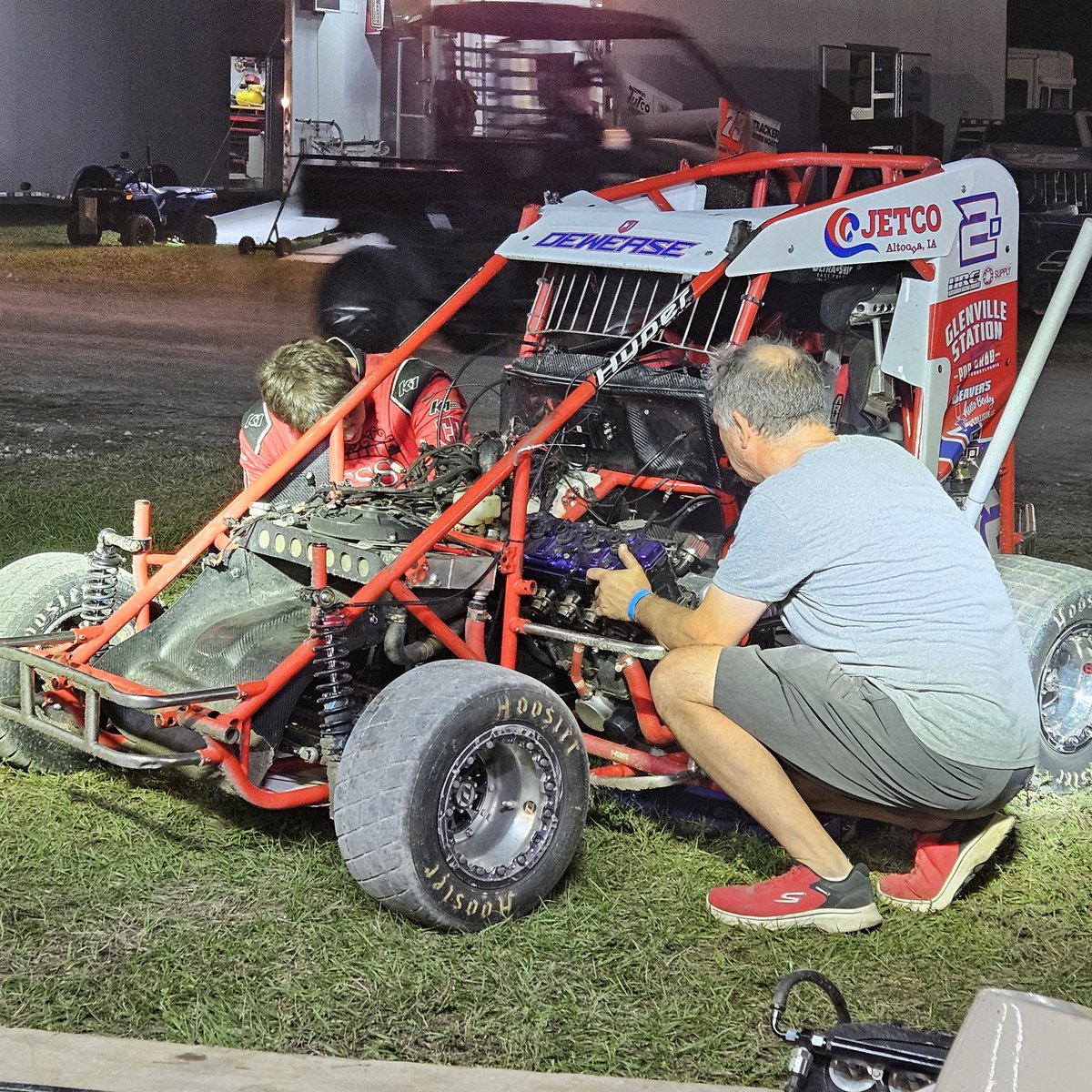 It was a hectic first night out.
Heat - 8th>DNF engine issue
B - 14th>3rd
A - 19th>6th
Hoping for a better 2nd night at Hendry!