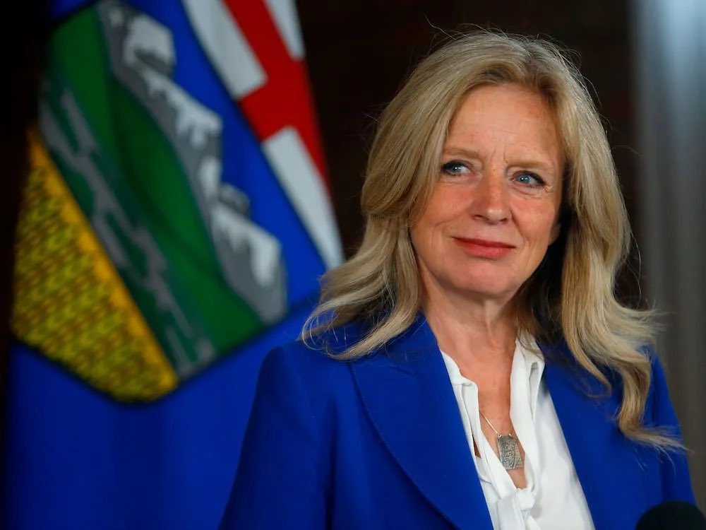 JasonOnTheDrums's tweet photo. #Ableg
Do you know who NEVER handed out $614,000,000 in shady, no-oversight contracts to a secretive medical company…and then later accepted kickbacks and extravagant luxury gifts?
Alberta messed up. Big time. https://t.co/ORBy6BoUqi