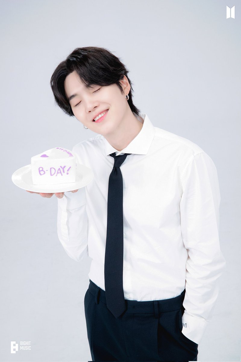 DataAgustD's tweet image. 📢📢 ATTENTION YEOROBUN!

🚨 Do NOT buy SDL, Agust D or Moonlight yet! We will announce the charting dates for Yoongi’s birthday soon.

Our goal is to buy together within a tracking week for the best shot at Billboard charts! 📈✨

🗣 Spread the word — DO NOT BUY NOW❗️

#SUGA…