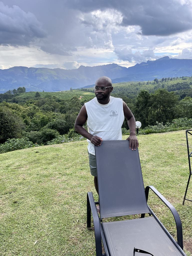 thebornreader2's tweet image. 