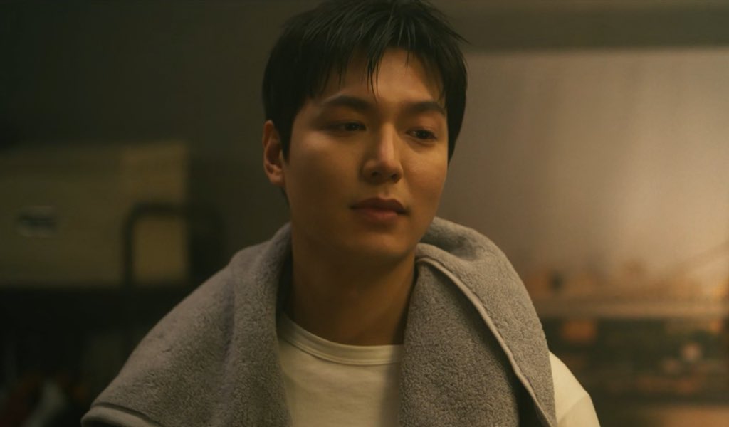 당장이라도 키스할거 같은 눈빛이잖아 이거.