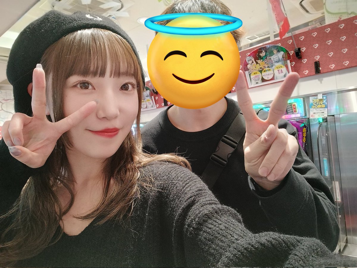 D_D_kinako's tweet photo. キングEX 🍓来店かどおわ
末1の🦛で手負いの状態でまだわからなさそうな末5のゴッドイーターへ
モミモミしてたら5,6確
神チェで流れが変わり、引継ぎに引継ぎスマスロ初万枚。🍓と話してからの神墜の嵐。もう脳汁過多😂

苺さま、コンプは俺には早かったみたいですw また来店行きます！感謝！！ https://t.co/Zq7uP4IhDe