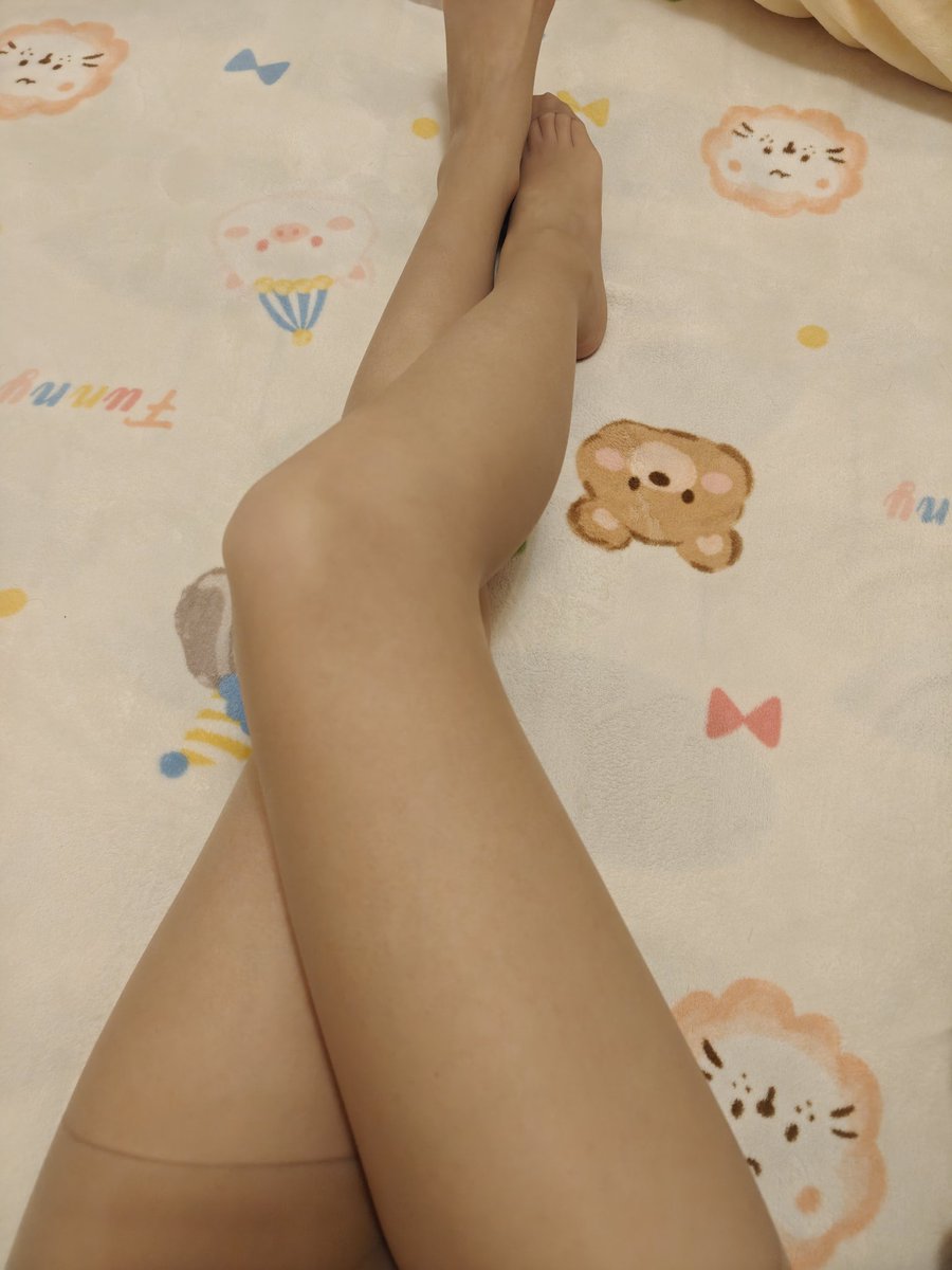 xiaohan199111's tweet photo. 老婆自己拍的，0371夫妻可以联系我哦。 https://t.co/qnDMHl66JE