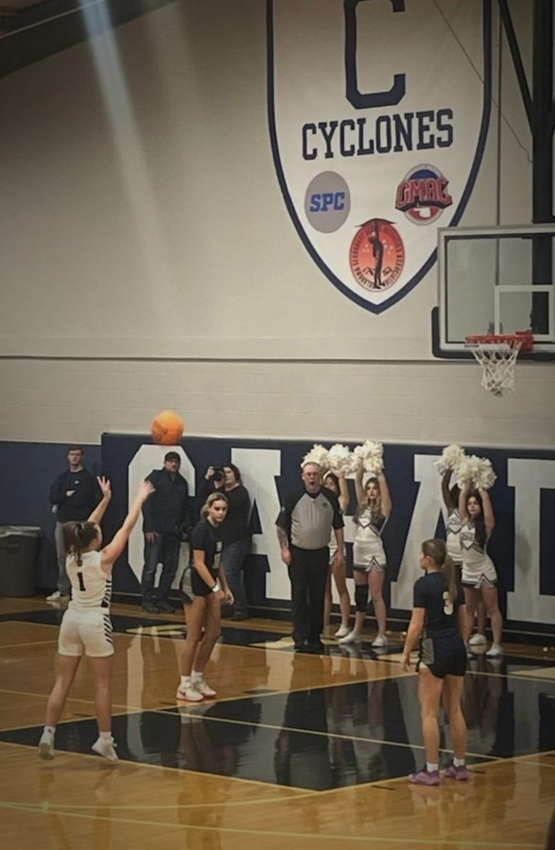 Beating the hell out of the Hall on your senior night! Balled out! <a href="/ReaganPrestidge/">ReaganPrestidge2025</a>