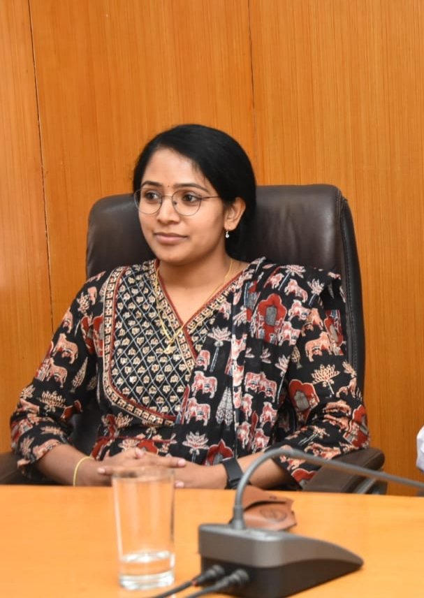 ShwethaKAS's tweet photo. The participation in the local bodies pre-budget public consultation meeting was an Insightful experience.
#Decentralized
#chickballapur
#urbanlocalbodies
#74thconstitutionalamendment https://t.co/tit6AEwCnk