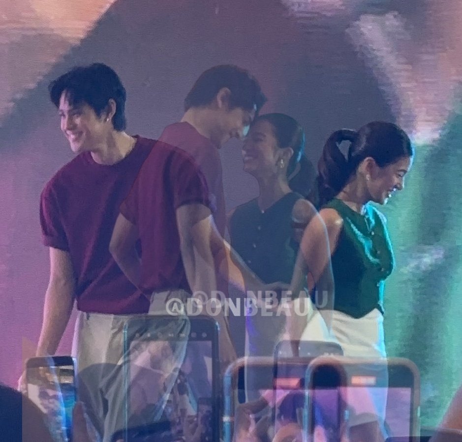this photo sequence huy yung kilig nila😭