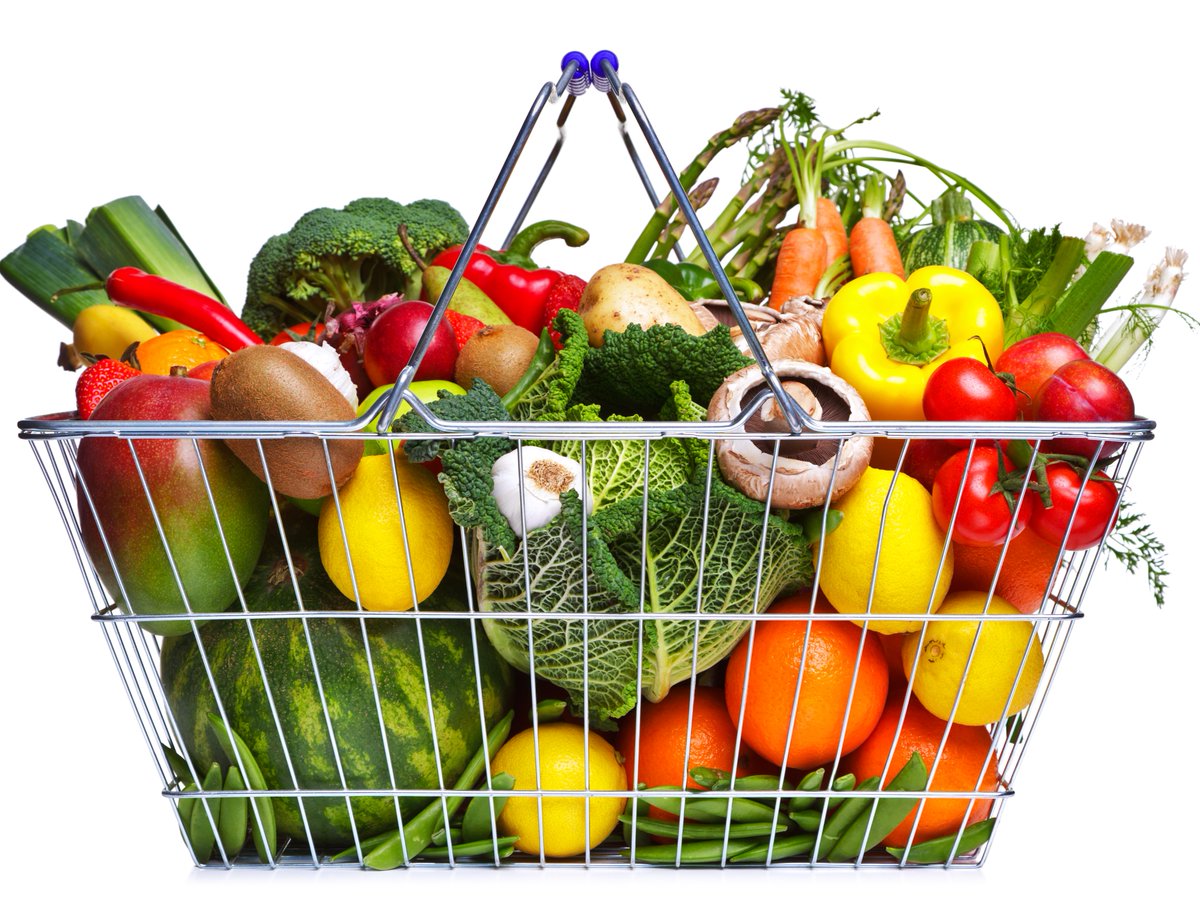 aicrtweets's tweet photo. What's your favorite vegetable? Today's National Cancer Prevention Month challenge is to try a NEW vegetable! It doesn't matter if it's fresh, frozen or canned or if you eat it raw or cooked. Find some options to try on this list: https://t.co/modQYM9irM https://t.co/OkgDjXEljb