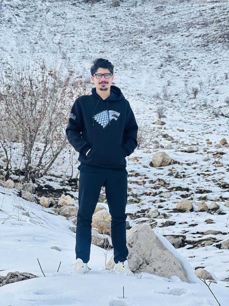 DloPashaei's tweet photo. Snow❄️..•
#GameofThrones https://t.co/pmE97Mrm60