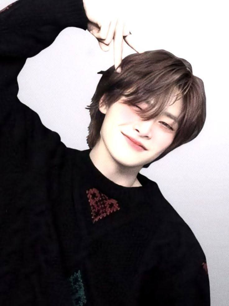 Meeahnkah's tweet photo. @StrayKStream @Stray_Kids Happy Birthday, I.N.‼️🎊🎂🎊 https://t.co/UhVuALNHUB