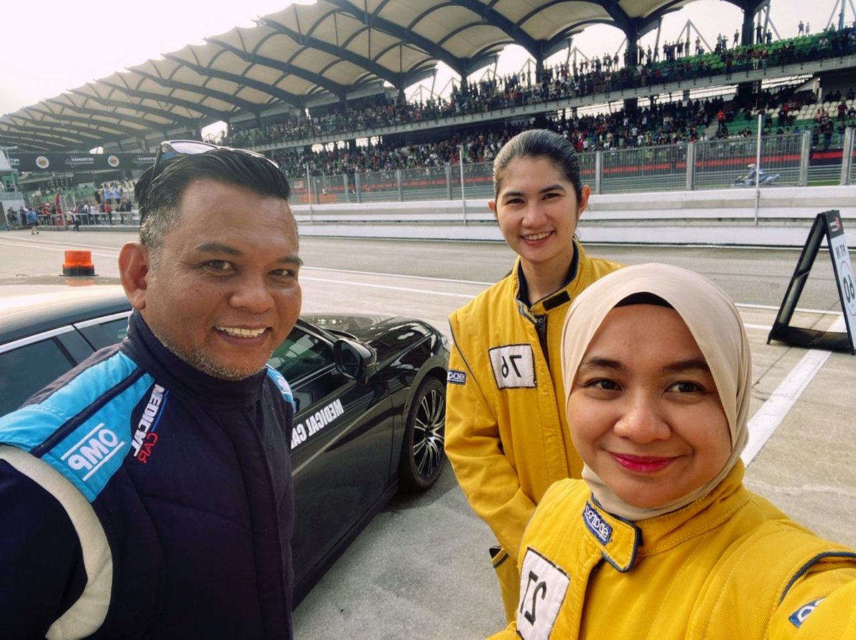rizalksun's tweet photo. Done✅ motogp winter test 2025
#medicalteam
#sepangcircuit #medicalcar
#bravo_oNe https://t.co/au1tMwdYAT