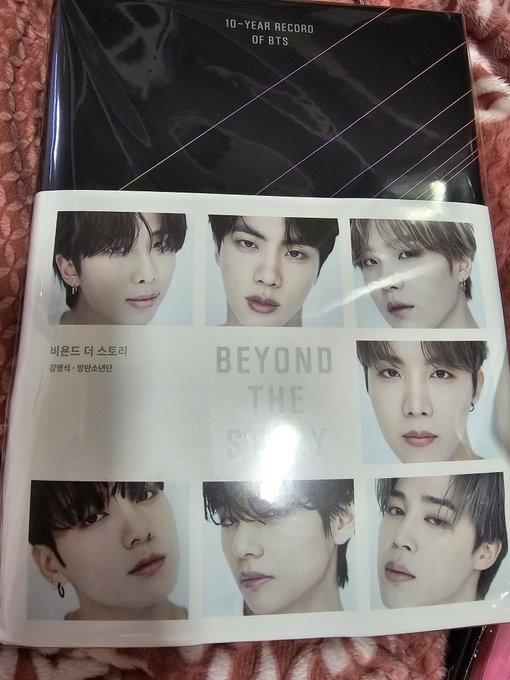 Ran_my_'s tweet photo. 방탄 비욘드 더 스토리 2개 양도

개당 5000원
인증X https://t.co/LL7CAIJLae