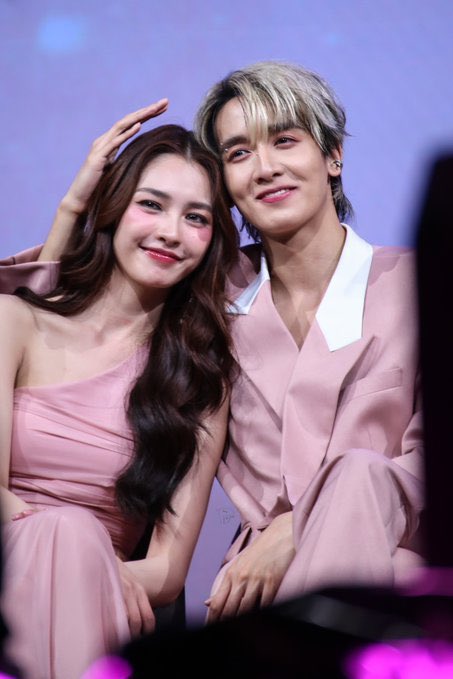 เจ้าหมูเด้ง tweet media