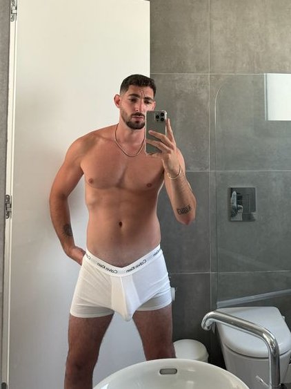 Check the comments for my 🌶 page