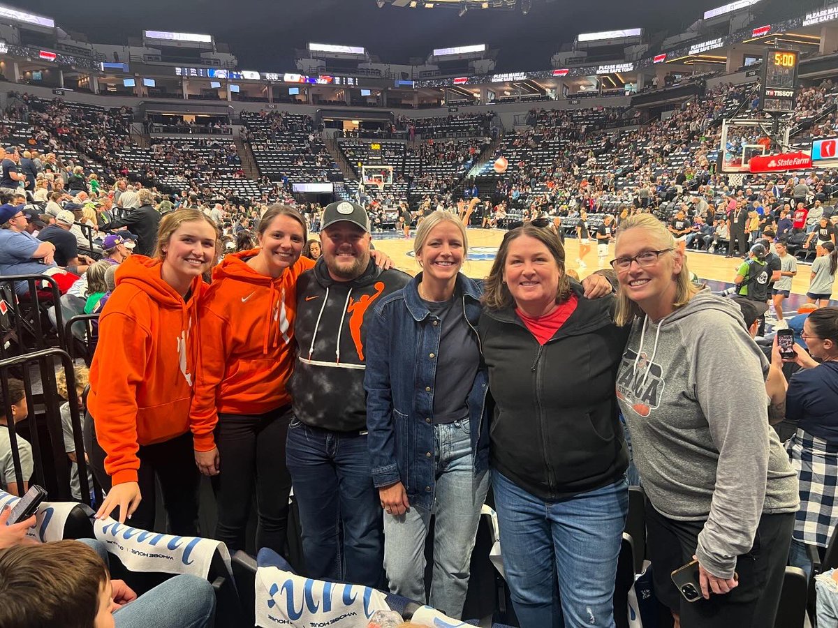 Carley Neumann tweet media