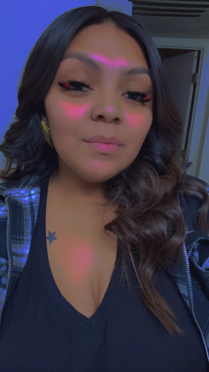 LenaMae17's tweet image. Cheers to 30 🥳 #feb4th