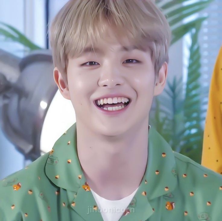 𝓖 Jihoon. tweet media