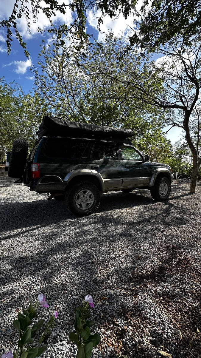 joe__touring's tweet image. POV: You make $872/ month from a remote village in Nicaragua