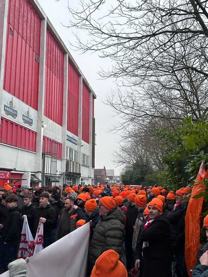 Fantastic support during a super game, and a peaceful, well-attended protest afterwards. 

Thank you so much for showing up; the fear of it being 3 lads and a banner never goes away so to see 200+ #STFC fans together is so heartening. 

Let's see your pics...

📷 <a href="/stevecollins88/">Steve Collins</a>