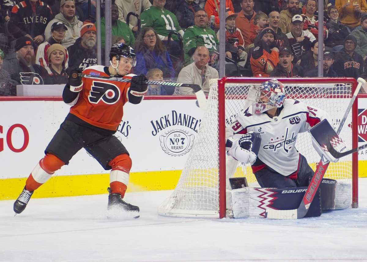 icehockeymike37's tweet image. Was fortunate to get a photo hole for the 3rd pd of Thursday's #Flyers game vs the Caps. Here's #Michkov's attempt for a hat trick with the Michigan! #LetsGoFlyers    #FlyersNittyGritty #MM39 #Мичков 
📸: me