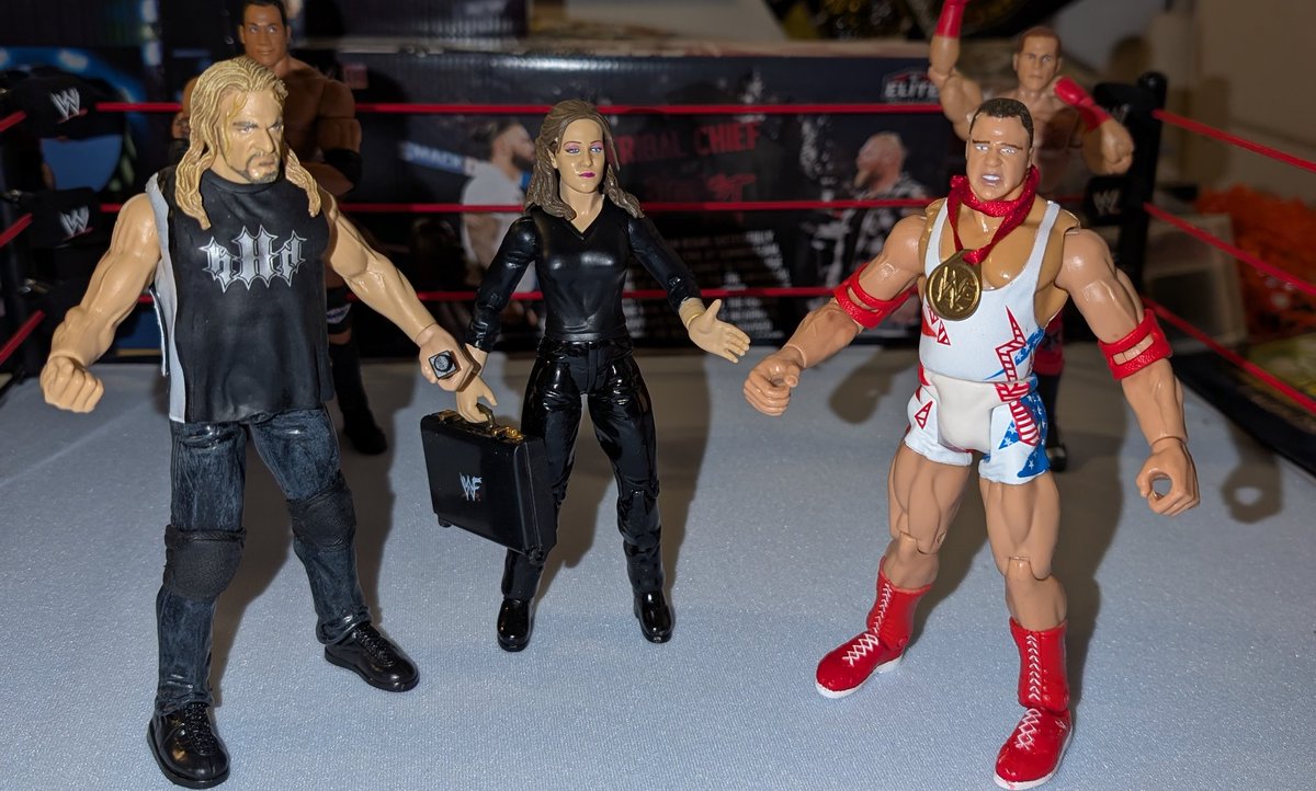MeanDean_420's tweet photo. Been adding to the loose Titan Tron collection thanks to the guys @jandjfigures  these guys do a great job of making sure the packages are very clean top notch stuff 

#tronready #majorpod #majormark #figlife #wwf #attitudeera https://t.co/GAnPRm6l6f