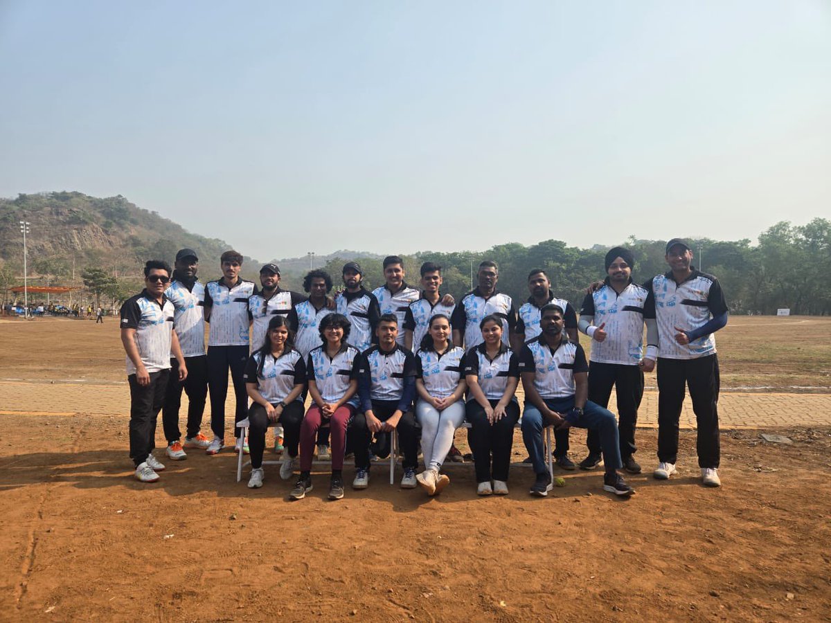 nitinmantri's tweet image. Thrilling final underway in Mumbai as @avianWE battles for the Public Relations Premier Cricket League (#PRPCL) Cup! Let&apos;s bring home the trophy! 🏆🏏 
#PRPCLFinals 
@prcai @chase_india