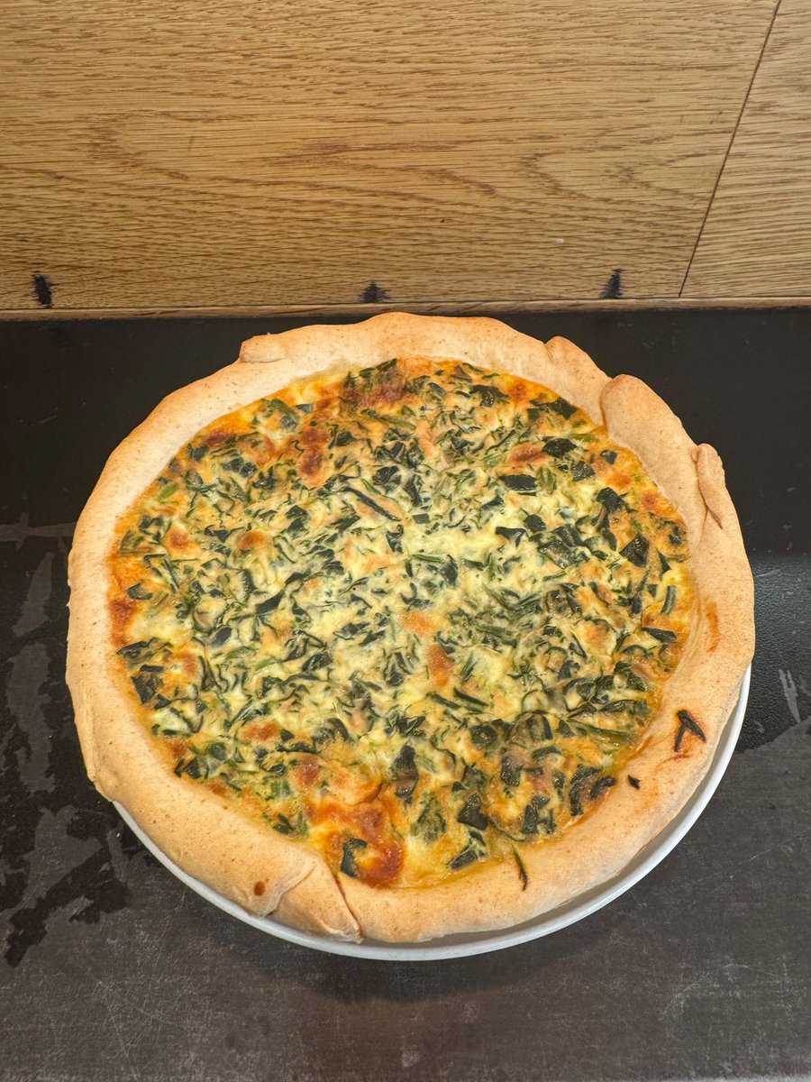 E-Crebit tweet media