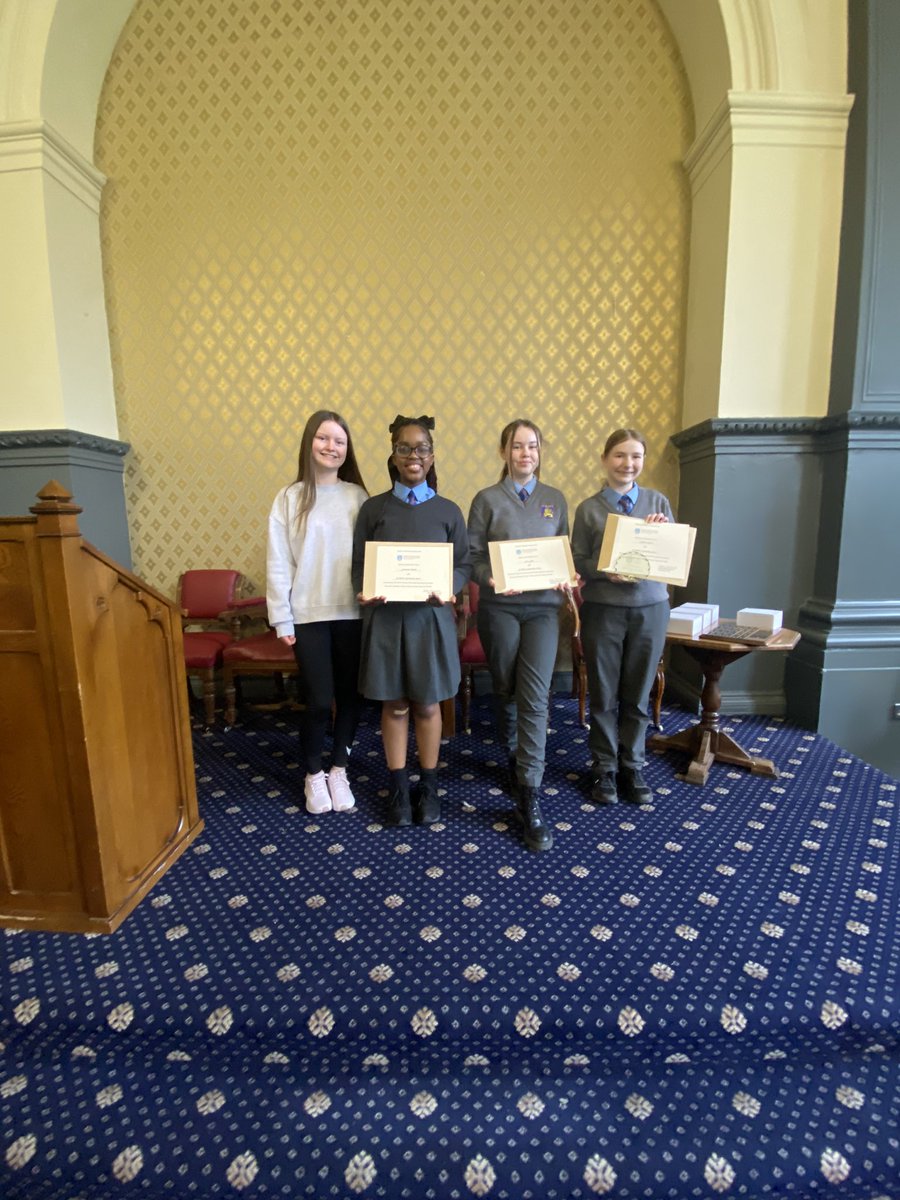 Miss Morrin tweet media