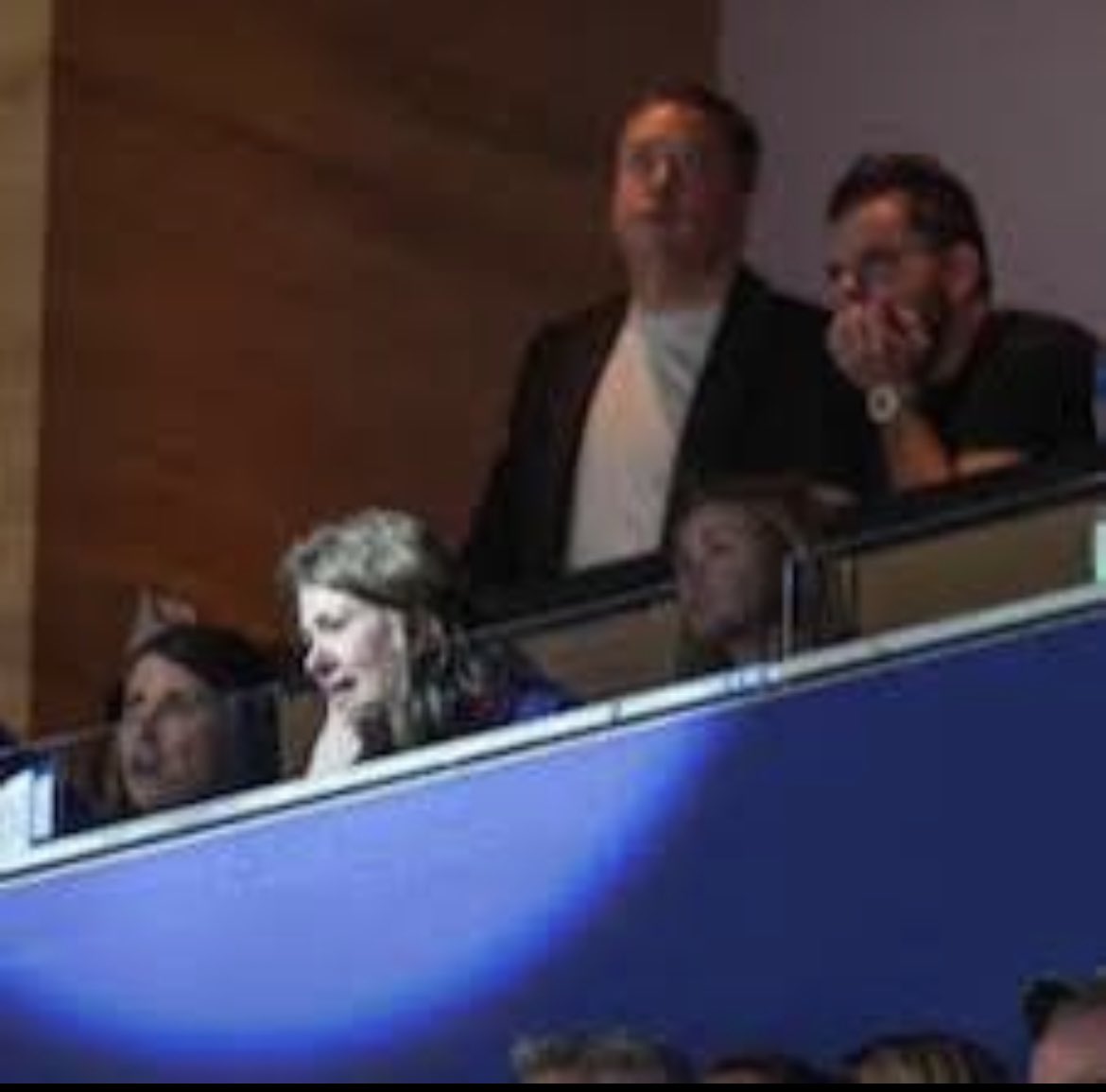 JasonOnTheDrums's tweet image. #Ableg

The @Alberta_UCP gave a secretive health care company $614,000,000 in contracts

That COULD have paid for:

🏥 624,618 Operations

👩‍⚕️1,811 Rural Physicians

👨‍⚕️6,998 Nurses

🩻 828 MRI Machines

🖥️ 312 New CT Scanners

Alberta gets bad masks &amp;amp; dangerous kids meds instead