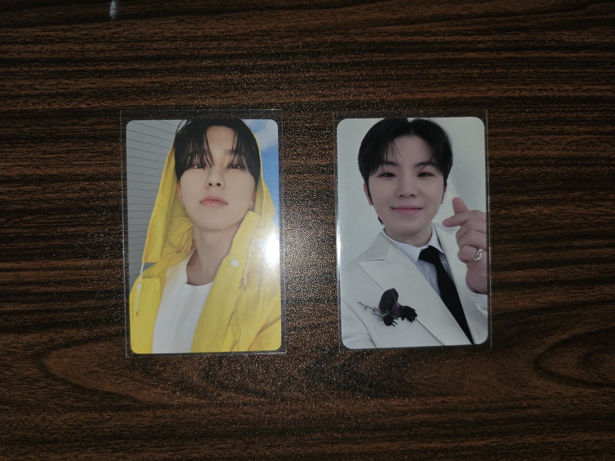 WTS / LFB

SEVENTEEN photocards

50pesos each except for woozi hear/here set

dino the8 jun hoshi woozi vernon seungkwan

Take all for 1k plus nana tour fimstrips (the8, jun, dino, vernon, seungkwan)