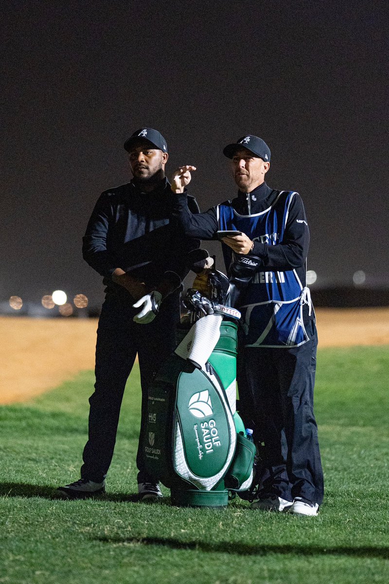 HV3 is teeing off for the final round, sitting at T27 at -4, and he’s looking to make a hard charge up the leaderboard.

As the action kicks off, what do you think Harold and his caddy are discussing? Wrong answers only!