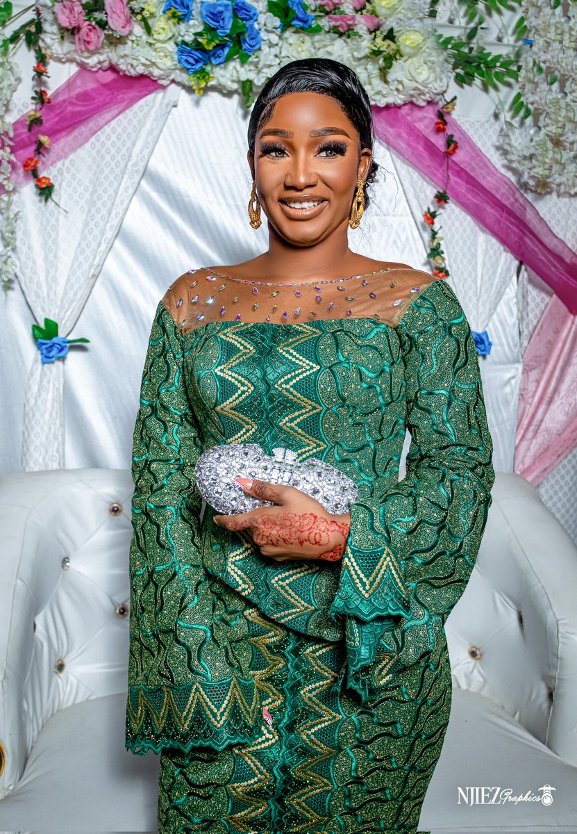 From Miss to Mrs.
First came love, next comes marriage.
#bride #Wedding #love
#njiezgraphicsmedia
@njiez_graphics_media📸