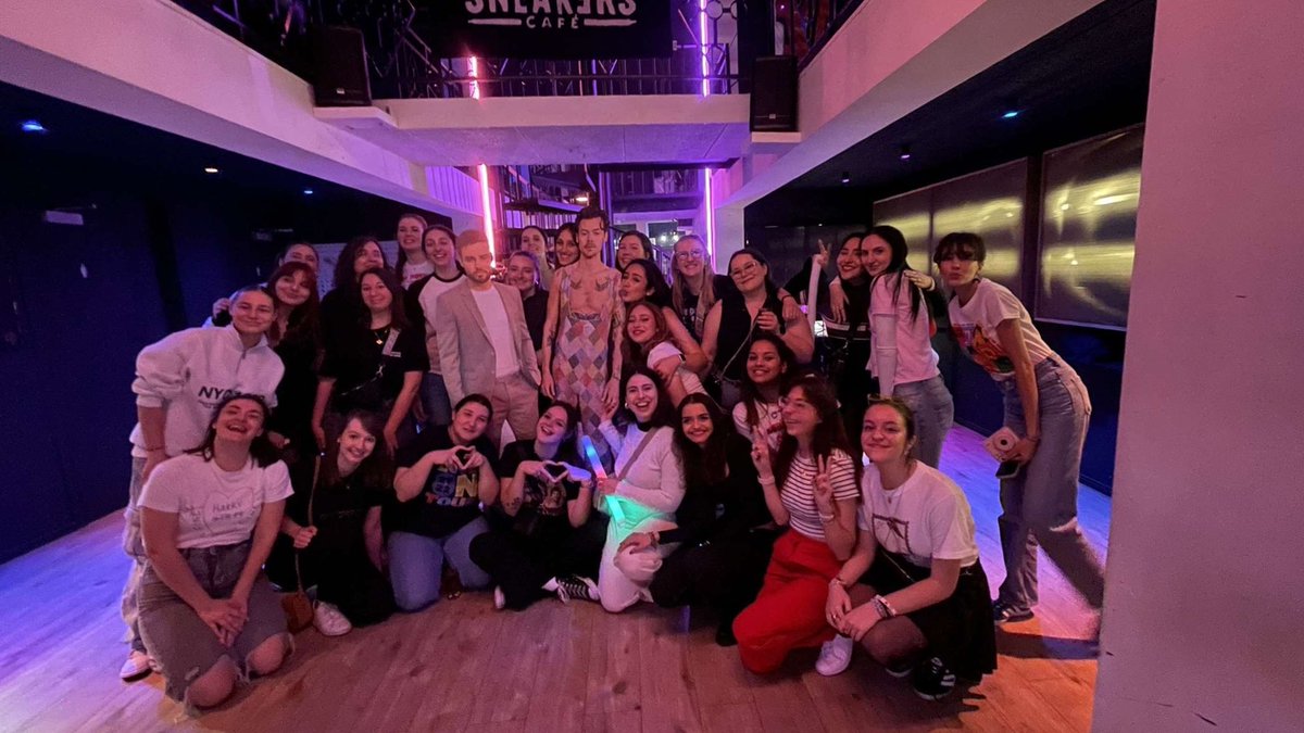 lourios_'s tweet image. @_InfinityPop Merci pour cette soirée de dingue ! 🫶🏻
Petit souvenir des survivantes de la fin ❤️#1DPartyBrussels