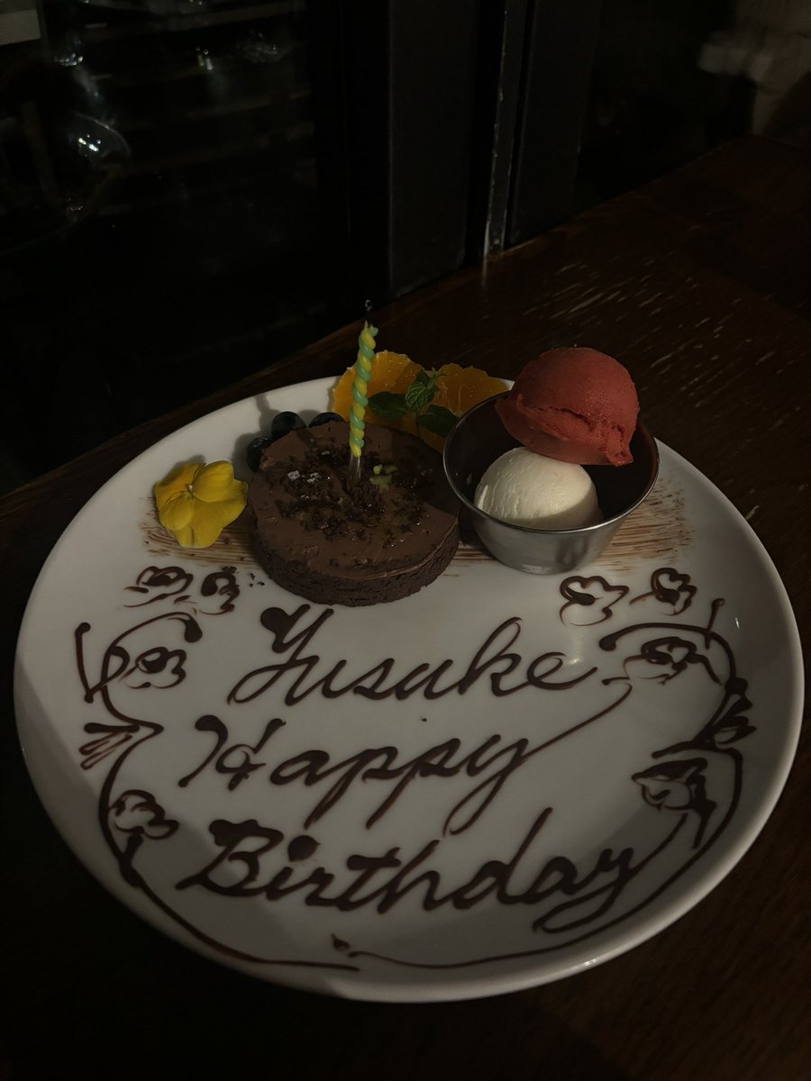 ysk0__'s tweet photo. 21歳になりました😝 https://t.co/CxUhBnuoMj