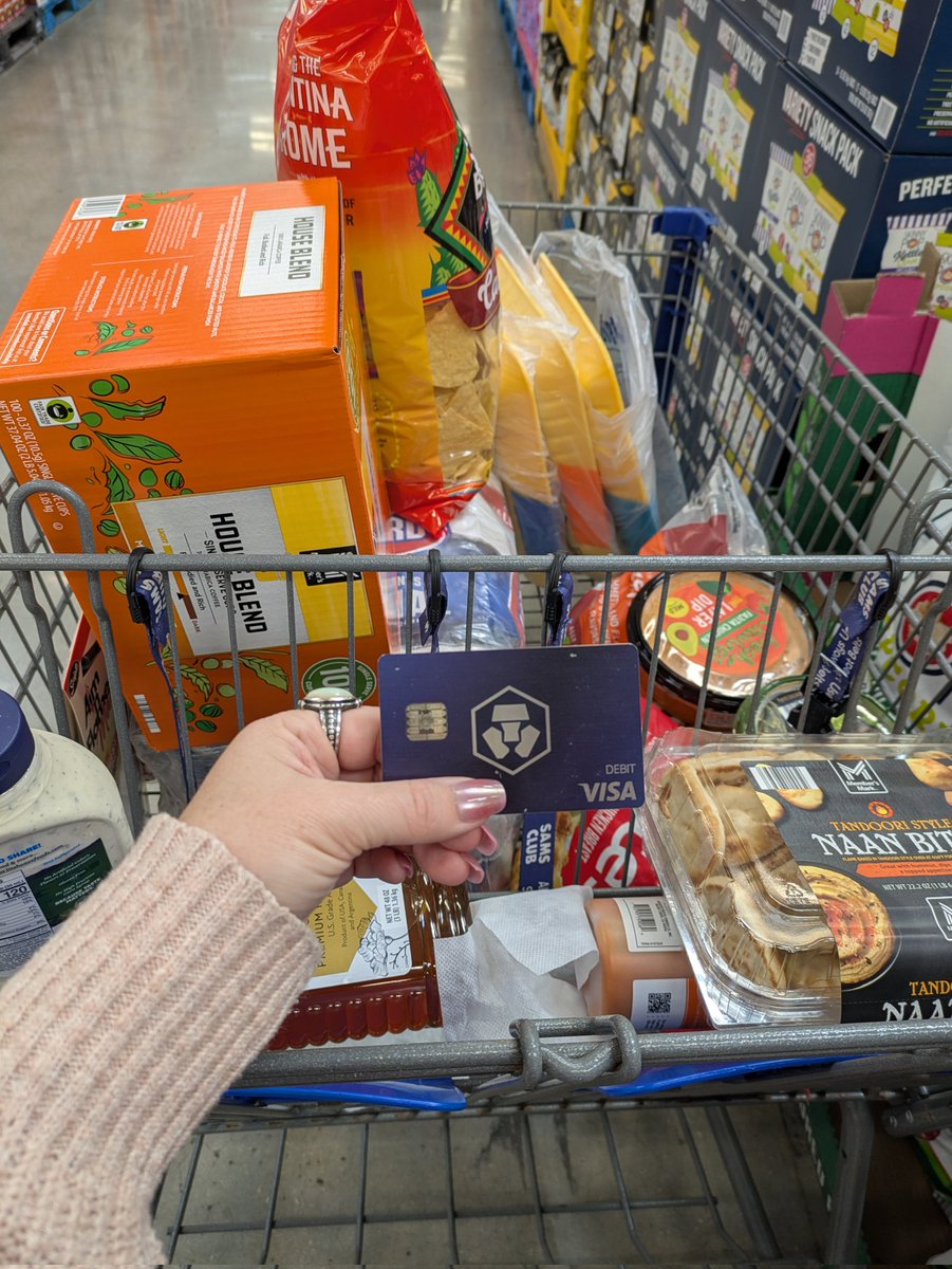 CrotatoChip's tweet photo. Not me splurging on extras while $CRO is low and my 3.5% cashback is stacking!
💸💰 
#CRO
#Crofam    
#FFTB
#TeamIndigo https://t.co/rAaFMlrQJE