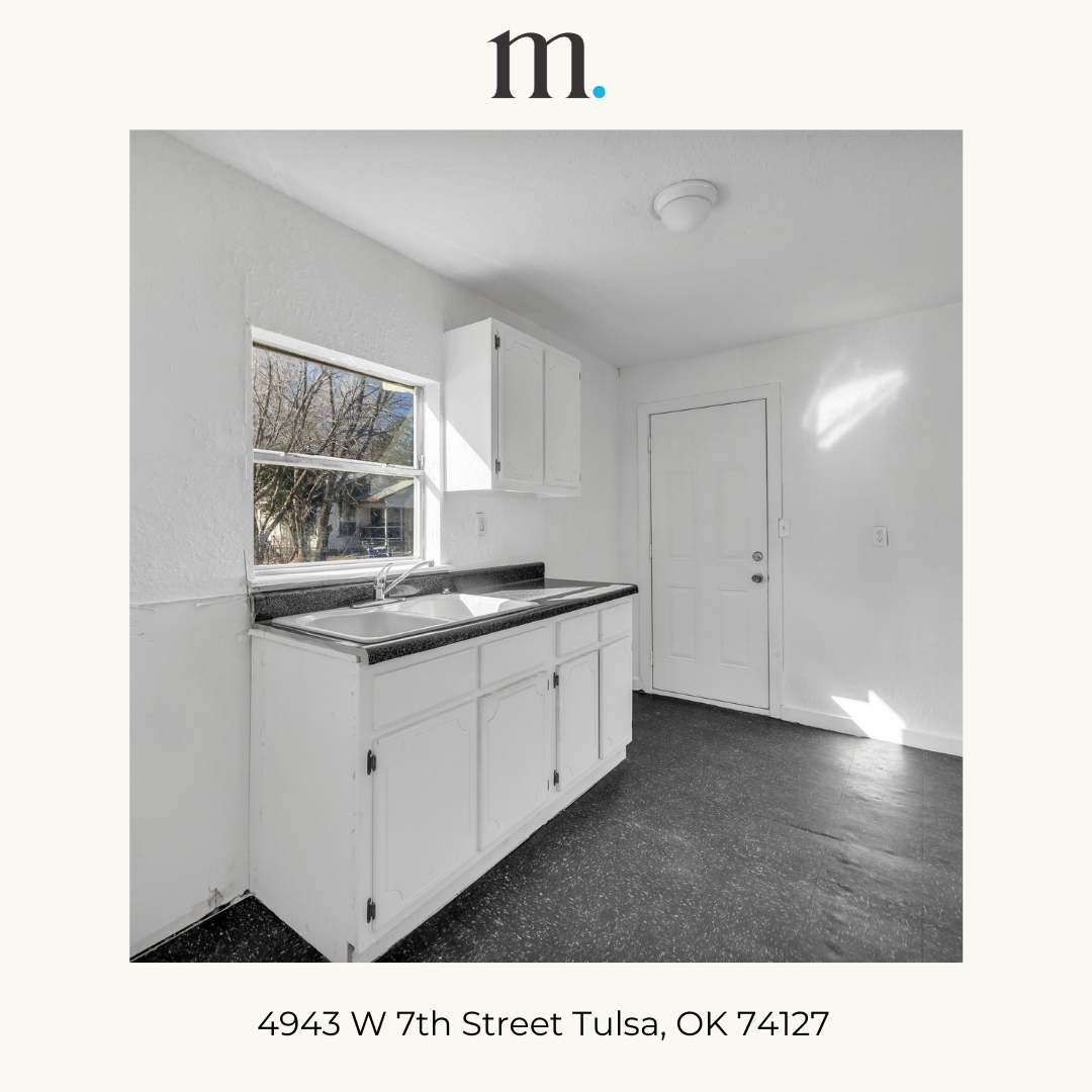 BCOTulsa's tweet photo. Location on point!📍 New listing just minutes from Downtown Tulsa and Chandler Park. Enjoy fresh updates like new paint, refinished floors, and kitchen upgrades. Plus, a newer roof &amp; water heater for extra peace of mind. A prime spot at a great price! 

#tulsarealestate #newli... https://t.co/zf9MBIxqCA