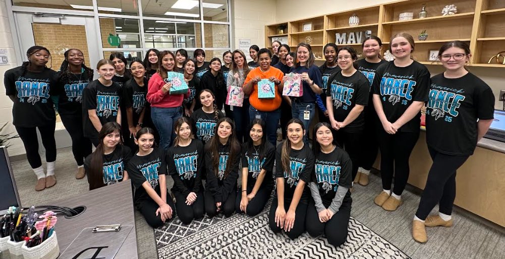 Straus Maverick Dance tweet media