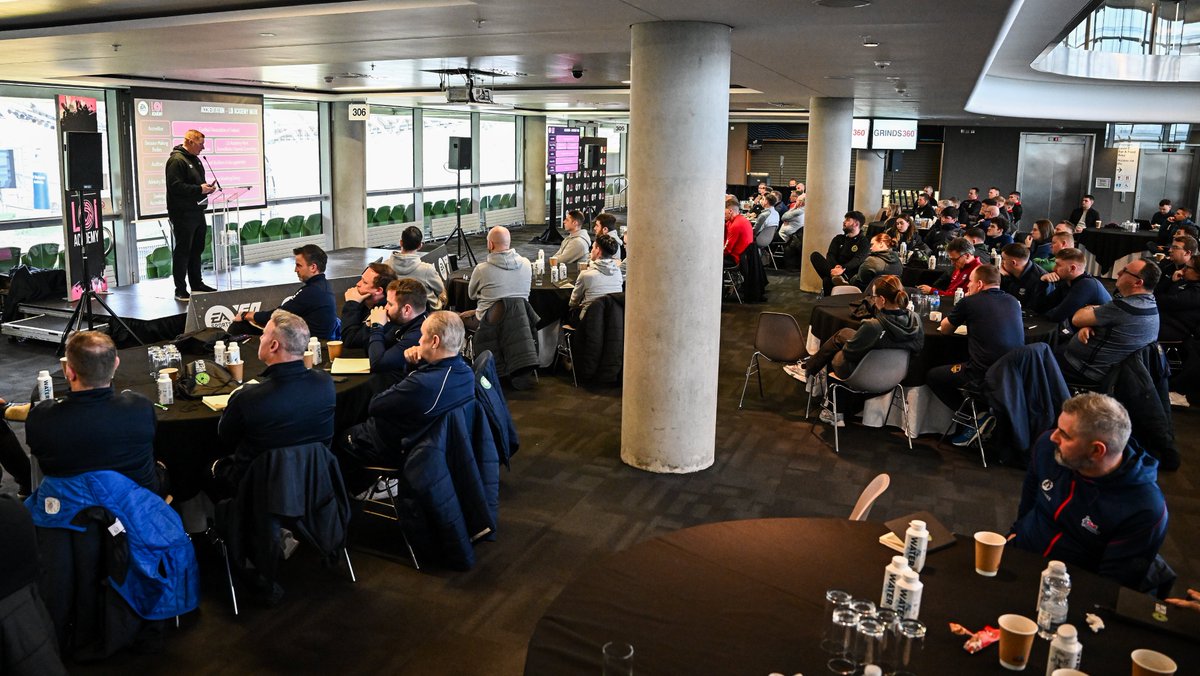 LeagueofIreland's tweet image. Preparations for the new season continued today at the Aviva Stadium ✅

Several LOI workshops including for the EA SPORTS LOI Academy, Safety and Security and Supporter Liaison Officers amidst the wider FAI Coaching Conference. 

Nearly there ⏳