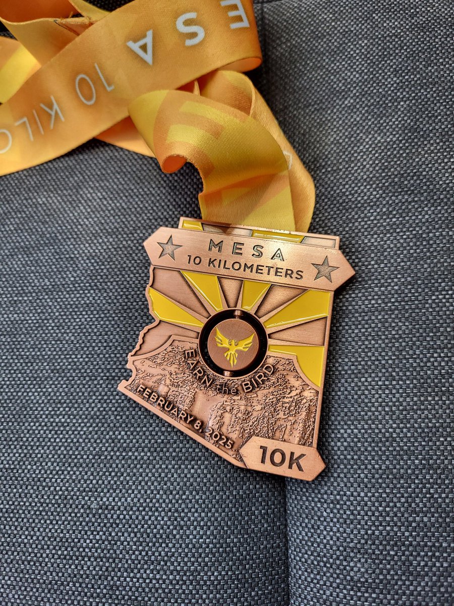leftie9's tweet photo. #runmesa another awesome event https://t.co/MuQVHokrYo