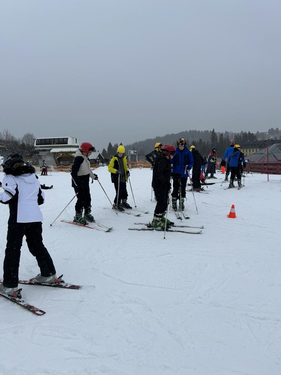 A great day is drawing to a close here in Lavarone with some Karaoke! Super skills on show on the slopes all day with everyone making real progress at their own level. Still going strong after a couple of hours sleep last night with no signs of tiring!