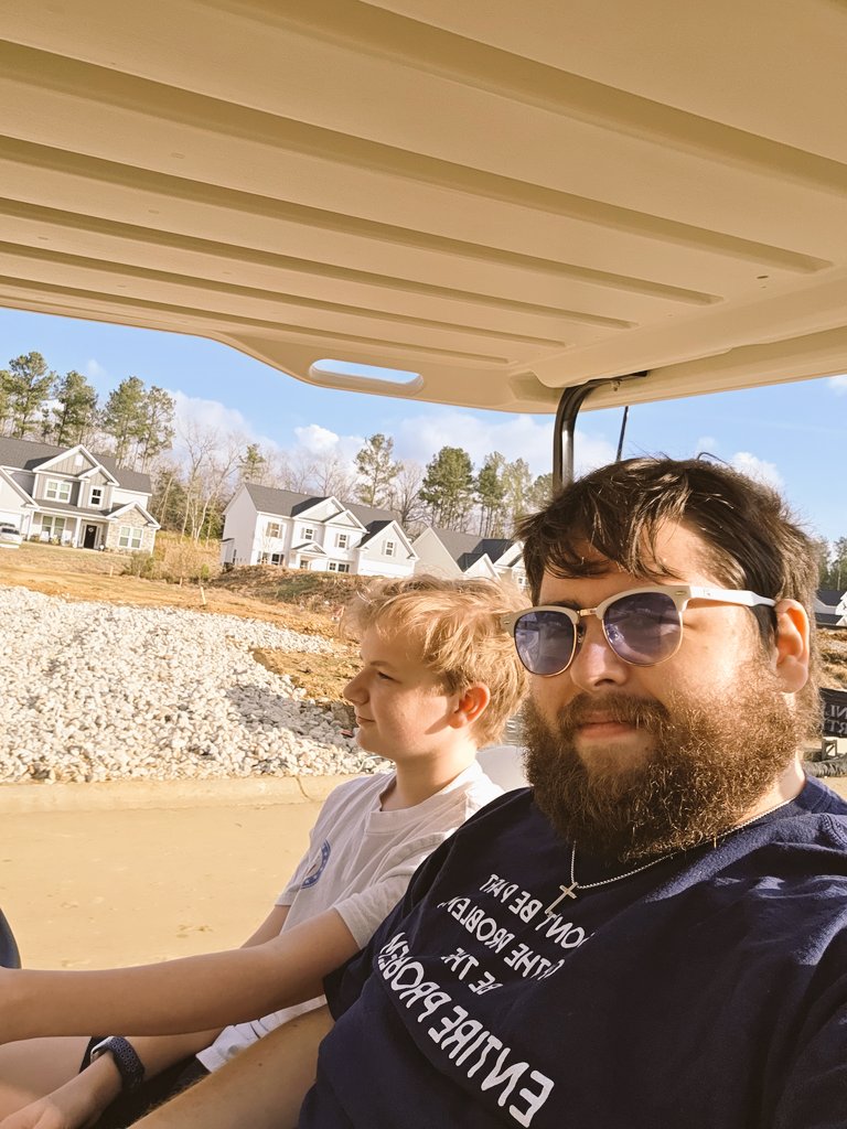 AustSwin98's tweet image. Just cruising around with my cousin. Neighbor let us borrow the golf cart.