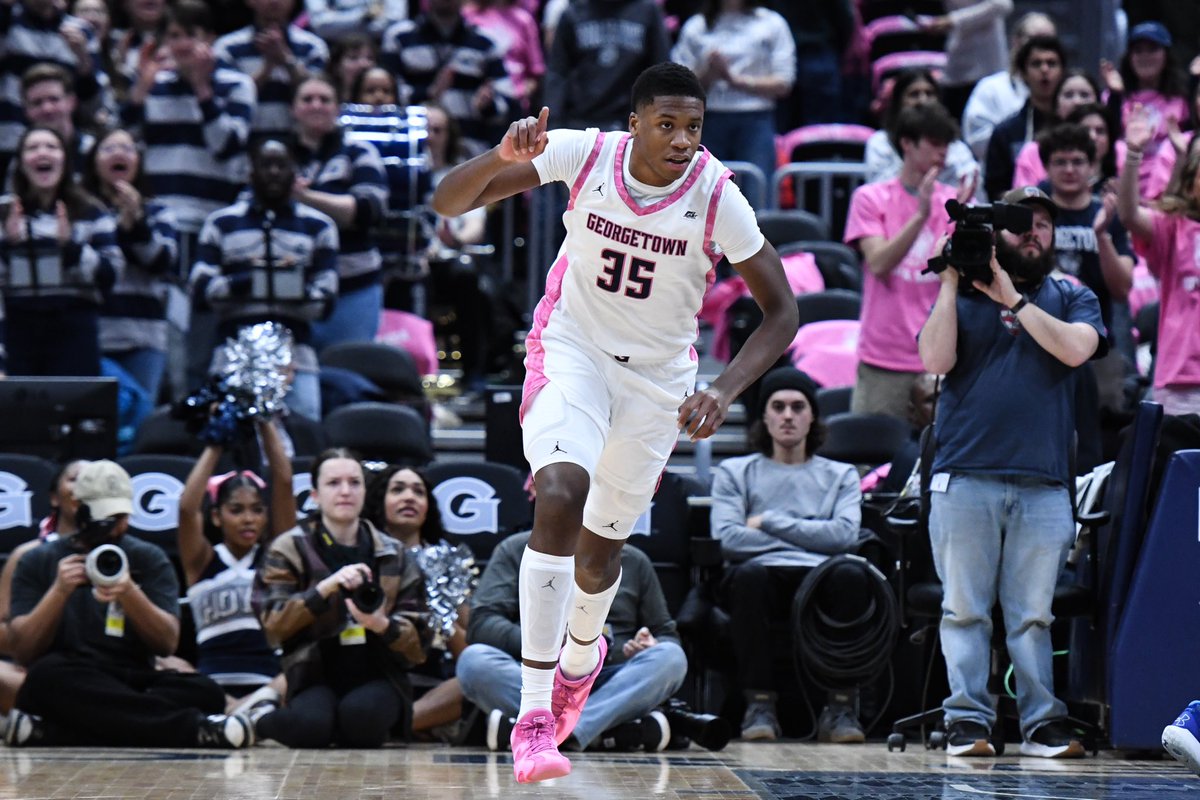 Great Saturday win for <a href="/GeorgetownHoops/">Georgetown Hoops</a>! 
📸 for <a href="/GUVoiceSports/">Voice Sports</a>