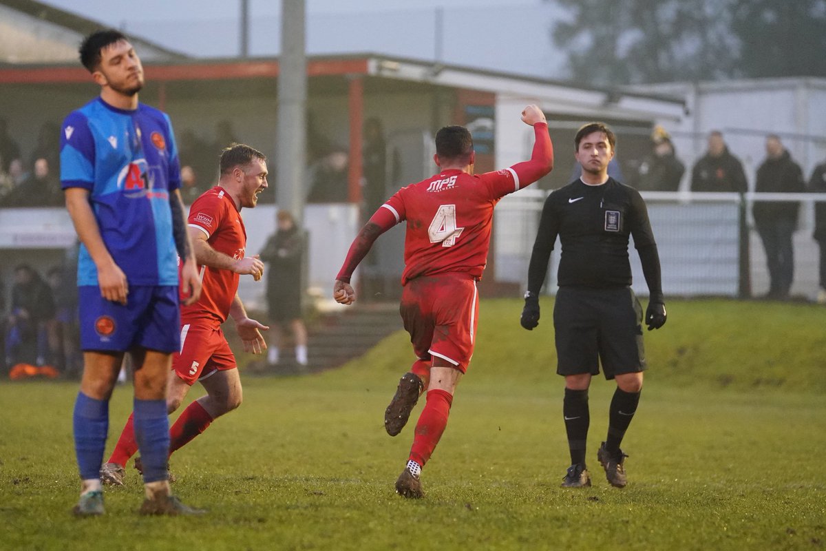 Great feeling today ⚽️🅰️

Been a tough ride this season at times but 3 big points and enjoying the game again! <a href="/RRFC_1971/">Risborough Rangers FC</a> ❤️⚽️

Fantastic team performance 🔴

Cannot believe <a href="/ChristouKevin/">Kevin Christou</a> let's me go up for corners and play in the 4... but it's working! 🤣💪

<a href="/charliecarter_0/">Charlie</a> 📸