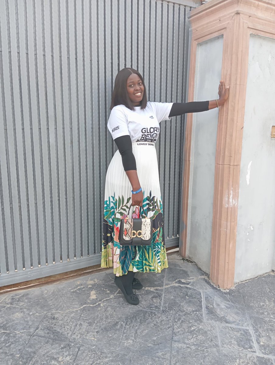 Keep us LORD from harm's way. Protect us from things that are not good for us.
Guide our steps, may our paths be full of light, Your Light.
Guide us with your eyes and teach us your way.
Teach us LORD to number our days that we may apply our hearts unto wisdom. 🙏🏽🙏🏽