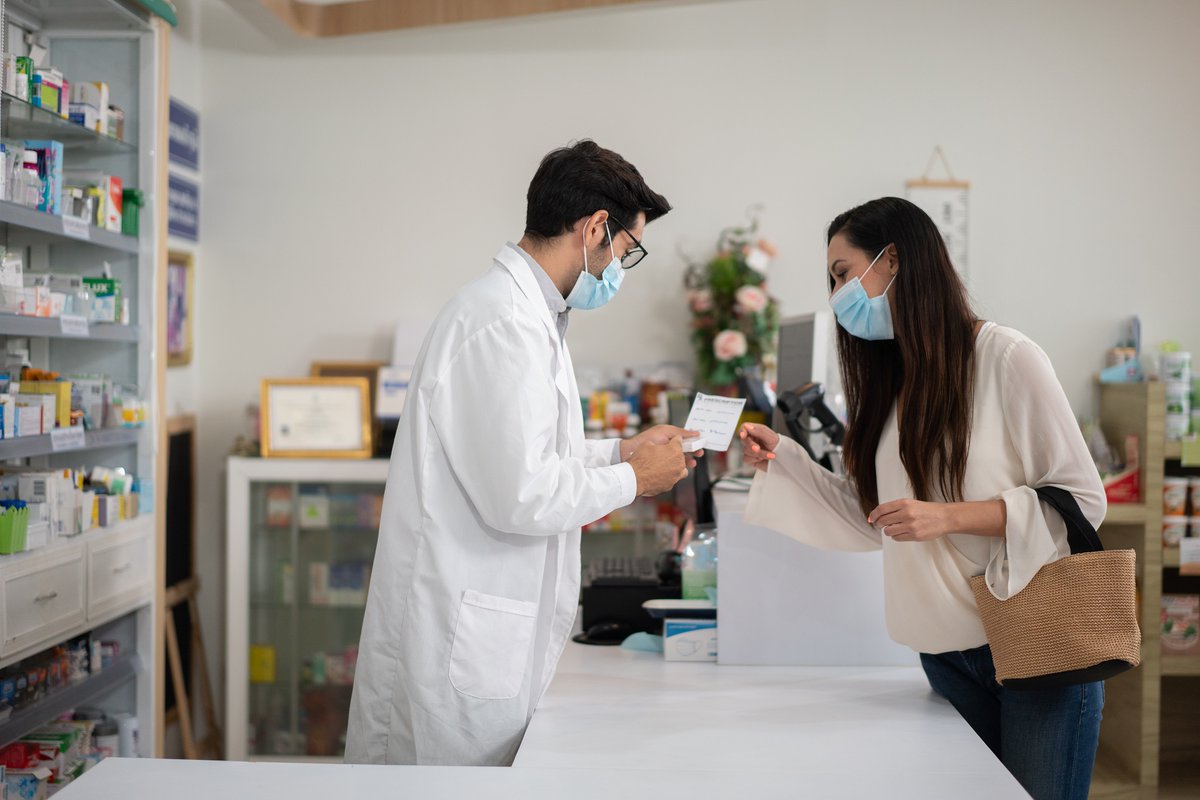 ophth_advisor's tweet image. #PentosanPolysulfate (PPS) #Maculopathy continues to progress even after drug discontinuation, resulting in #VisualFunction decline in a 4-year period. Study in @AJOphthalmology 

Read more: bit.ly/40GZbR5

#PPSMaculopathy #Ophthalmology #MedTwitter