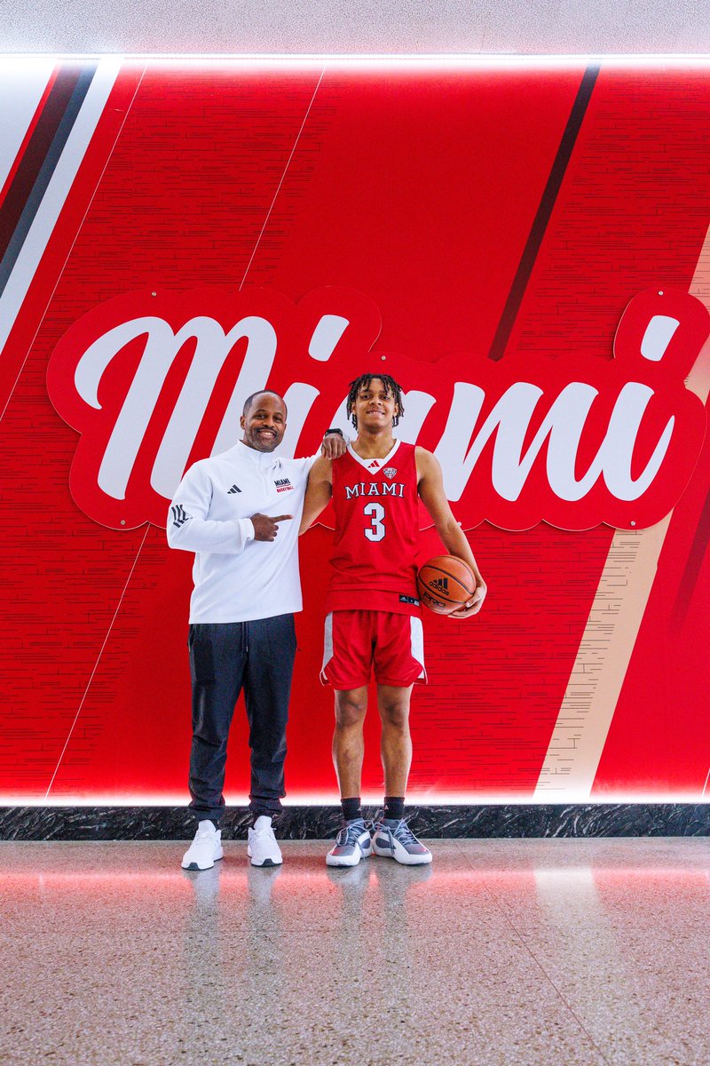 JaryeBrown's tweet photo. Thank you to @CRichyRich23 and @MiamiOH_BBall for my unofficial visit! https://t.co/BRl9kw2yva
